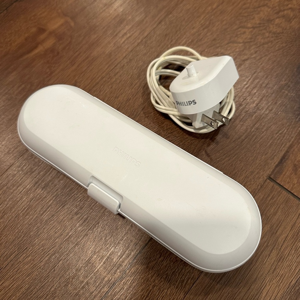 Philips Electric Toothbrush Charger & Travel Case